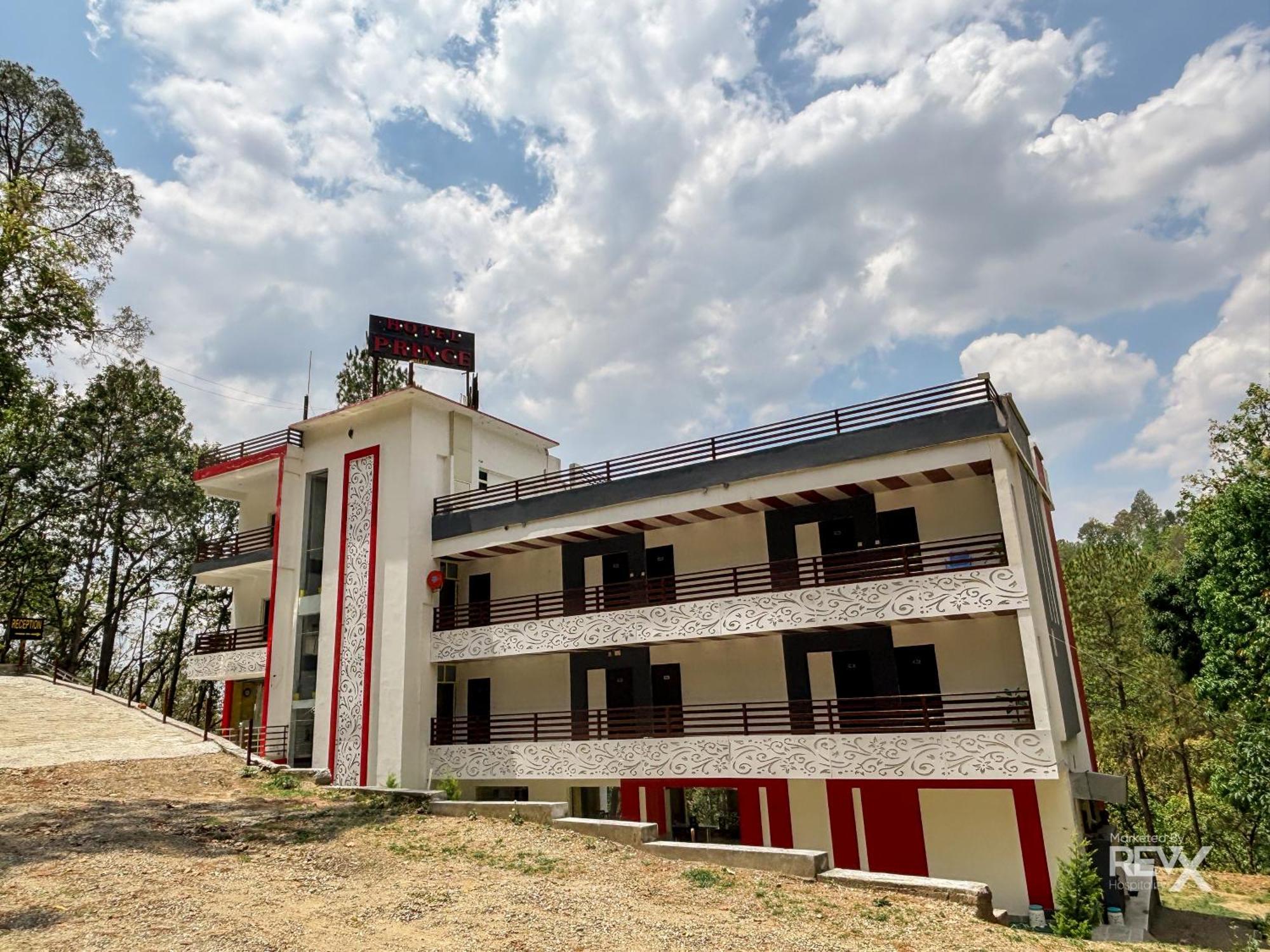Hotel Prince Valley Lansdowne Exterior photo